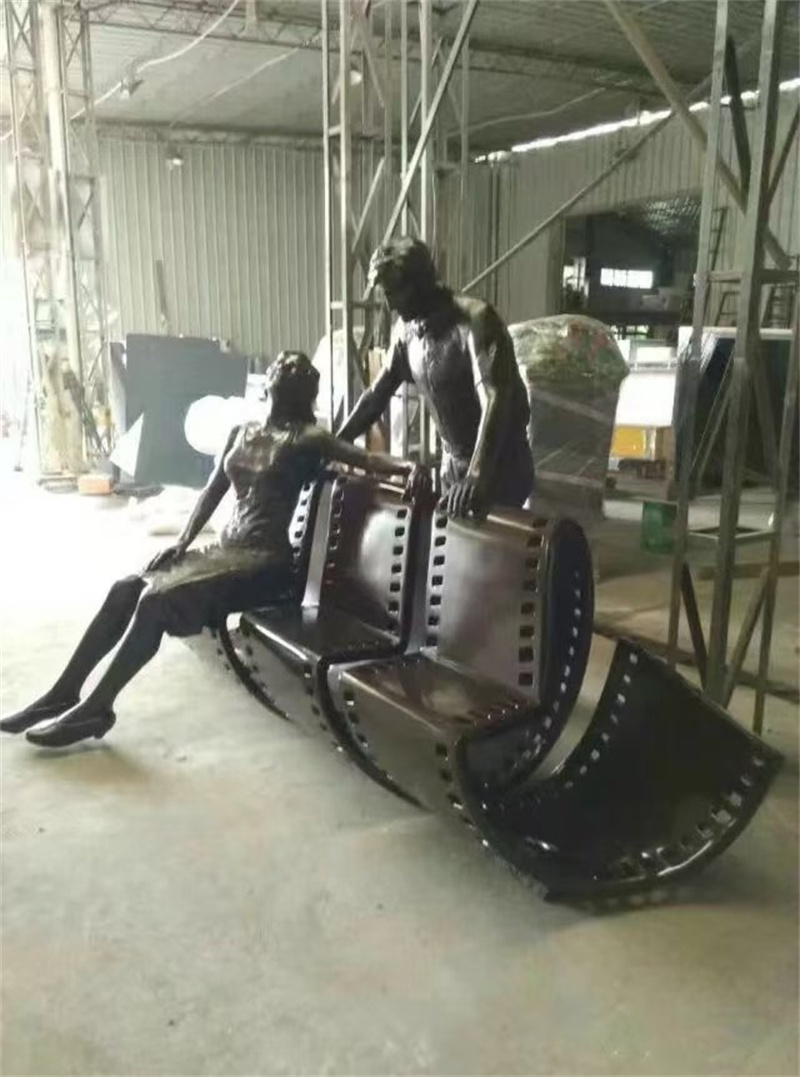 玻璃鋼雕塑的制作工藝詳解