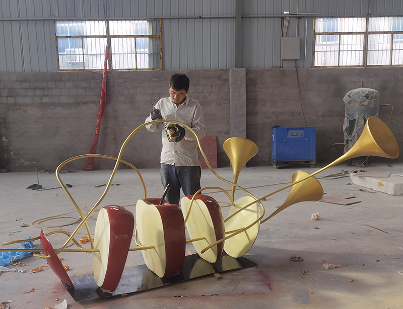 校園雕塑制作的工藝選擇