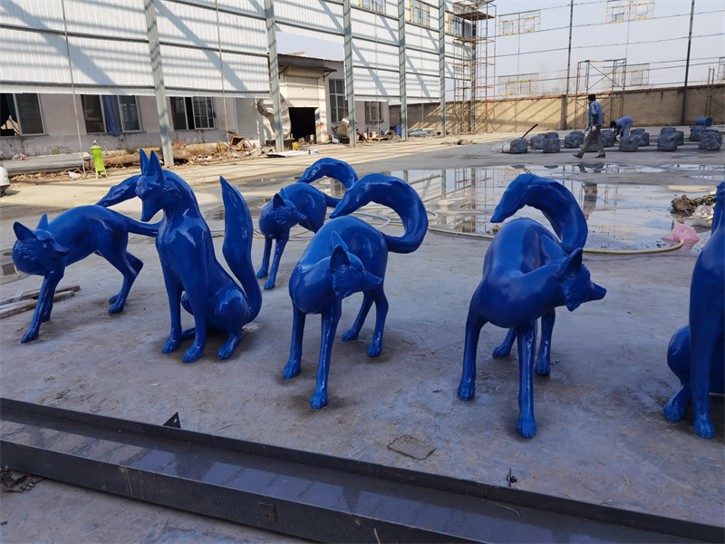 玻璃鋼雕塑在城市景觀中的重要作用