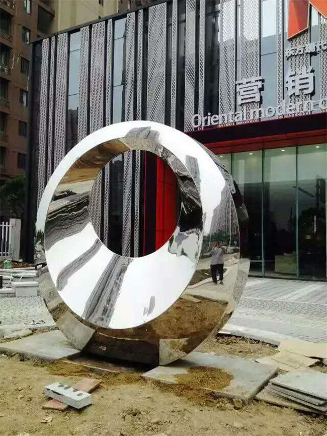 不銹鋼鍛銅雕塑